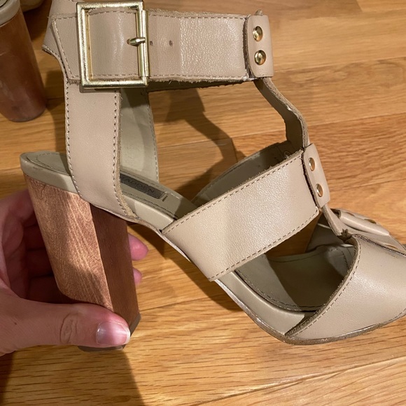 Steve Madden Nude 4-inch Sandal Heels - Size 10 - Picture 5 of 6